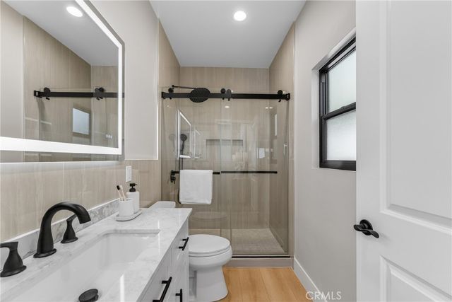 141 S Roosevelt Avenue, Pasadena, CA 91107