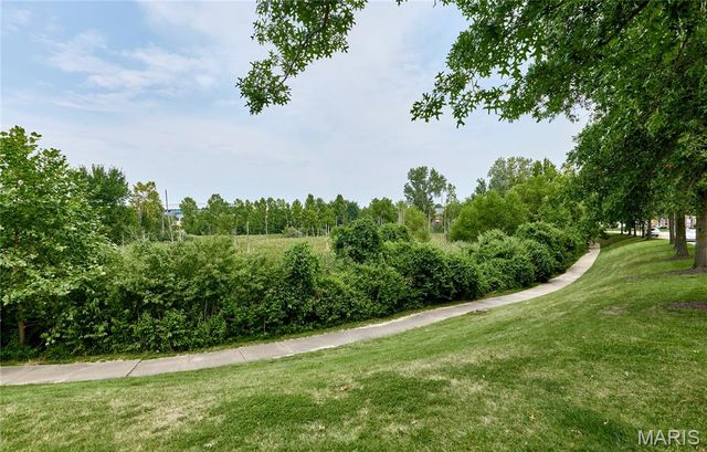 841 Boardwalk Springs Place, O'fallon, MO 63368