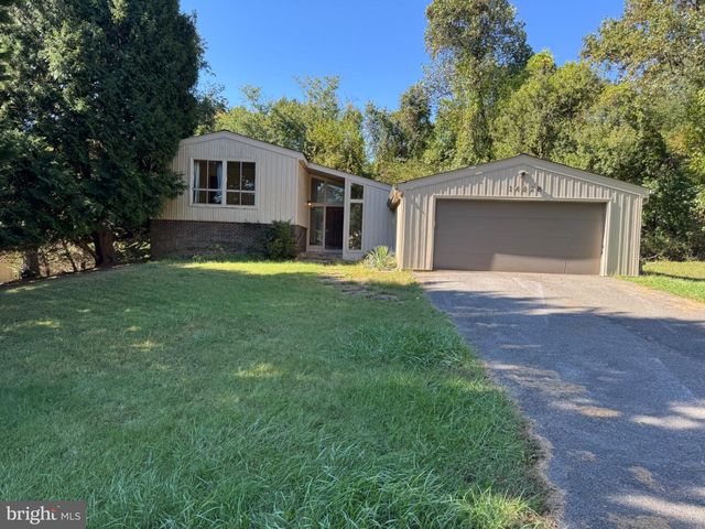 14828 FIRESIDE DR, Silver Spring, MD 20905