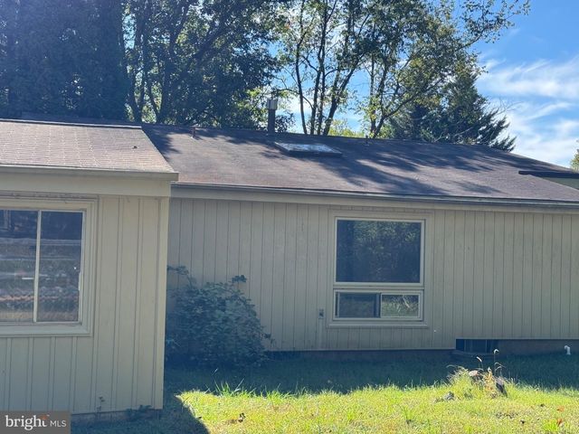 14828 FIRESIDE DR, Silver Spring, MD 20905