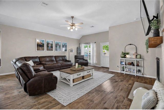 71 Sable Drive, Woodbranch, TX 77357