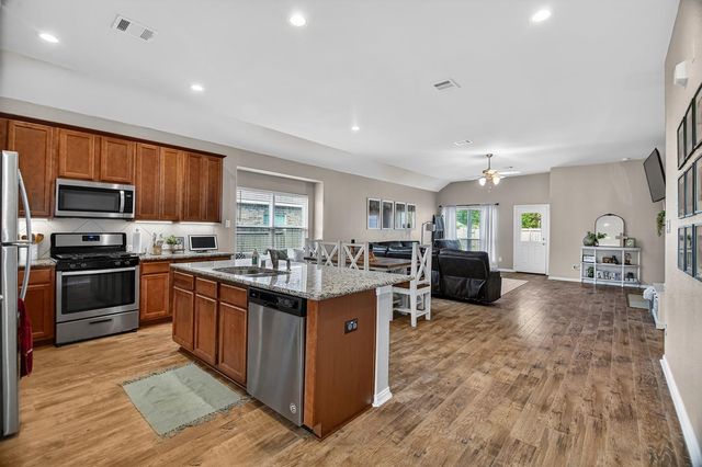 71 Sable Drive, Woodbranch, TX 77357