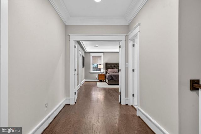 1105 LAKEWOOD DR SW, Vienna, VA 22180