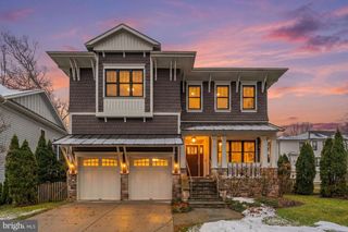 1105 LAKEWOOD DR SW, Vienna, VA 22180