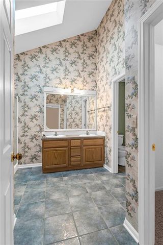 528 Durham Court, Lawrence, KS 66049