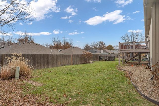 528 Durham Court, Lawrence, KS 66049