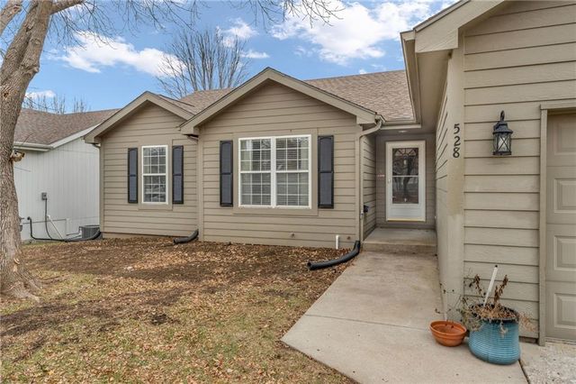528 Durham Court, Lawrence, KS 66049