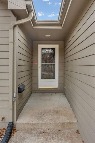 528 Durham Court, Lawrence, KS 66049