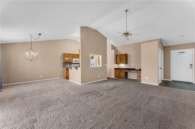 528 Durham Court, Lawrence, KS 66049