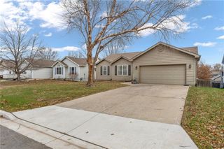 528 Durham Court, Lawrence, KS 66049