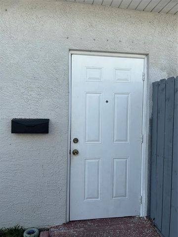 13351 SW 258th Ter 0, Homestead, FL 33032