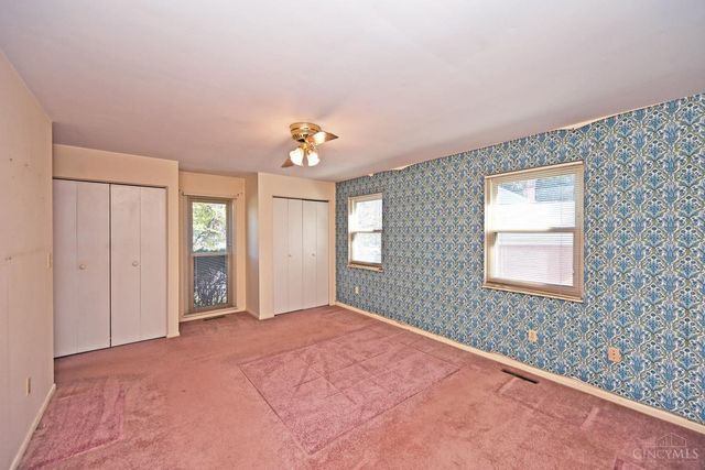 1136 Inner Circle Drive, Forest Park, OH 45240