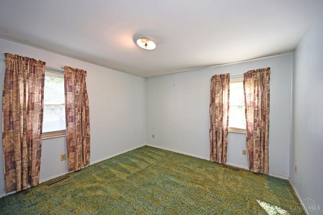 1136 Inner Circle Drive, Forest Park, OH 45240