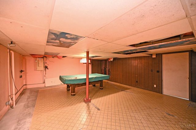 1136 Inner Circle Drive, Forest Park, OH 45240