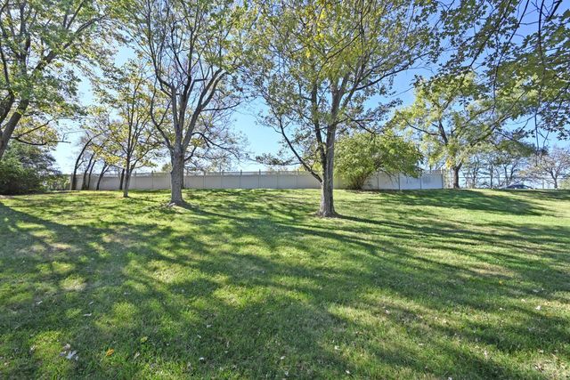 1136 Inner Circle Drive, Forest Park, OH 45240