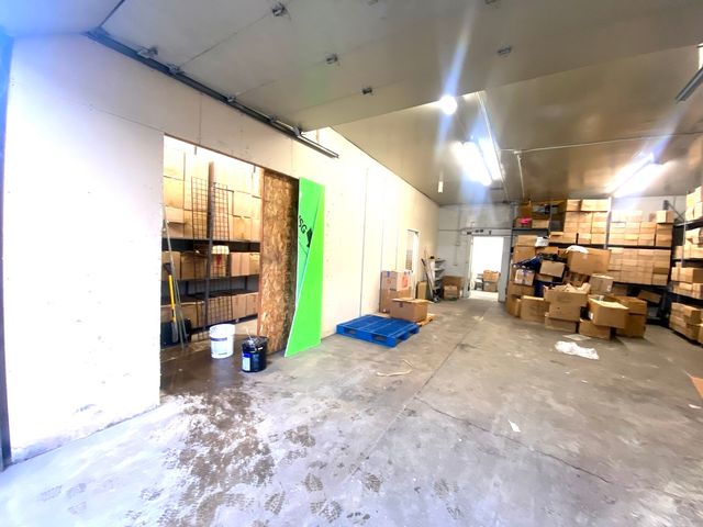 5940 S Pulaski Road, Chicago, IL 60629