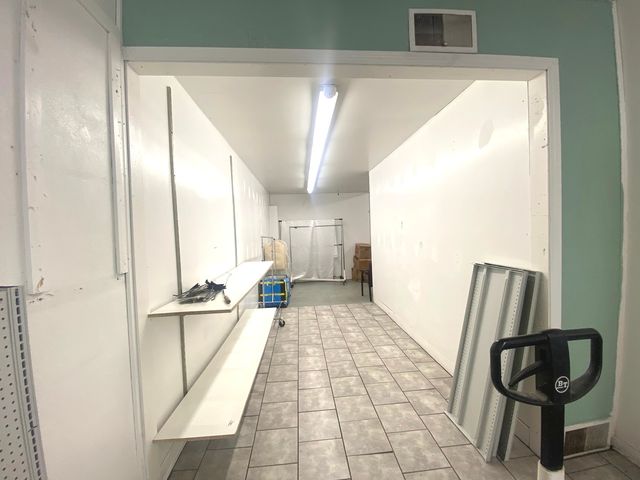 5940 S Pulaski Road, Chicago, IL 60629