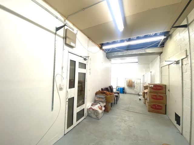 5940 S Pulaski Road, Chicago, IL 60629