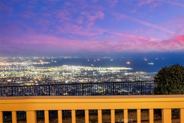10 Avenue De Azalea, Rancho Palos Verdes, CA 90275