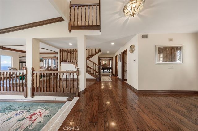 10 Avenue De Azalea, Rancho Palos Verdes, CA 90275
