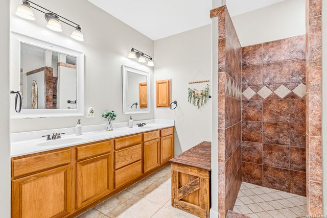 859 INDIGO RUN DR, Bulverde, TX 78163