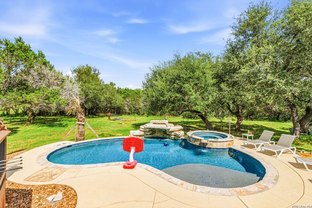 859 INDIGO RUN DR, Bulverde, TX 78163
