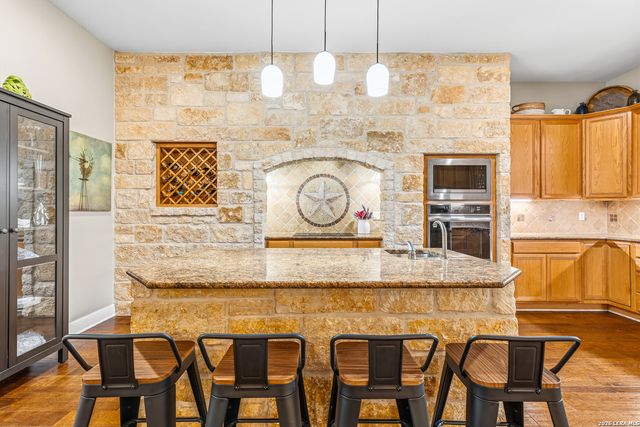 859 INDIGO RUN DR, Bulverde, TX 78163