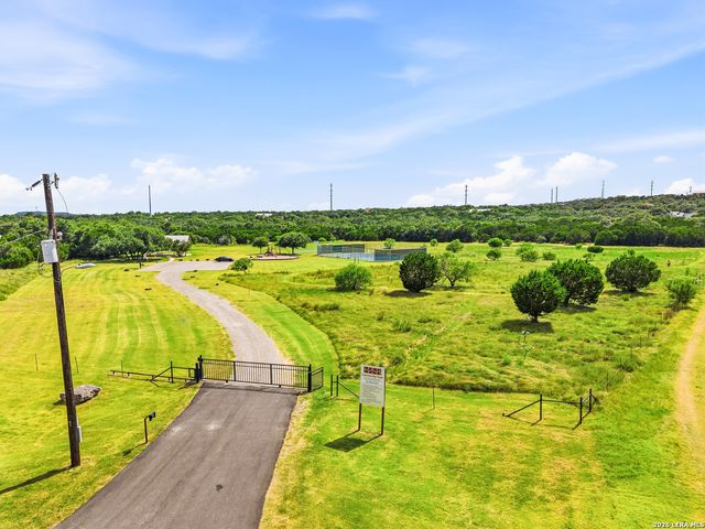 859 INDIGO RUN DR, Bulverde, TX 78163
