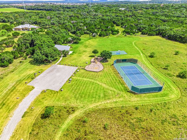 859 INDIGO RUN DR, Bulverde, TX 78163