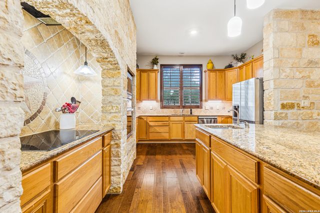 859 INDIGO RUN DR, Bulverde, TX 78163