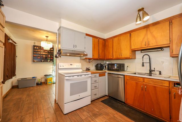 4625 Wellington Drive, Fort Wayne, IN 46806