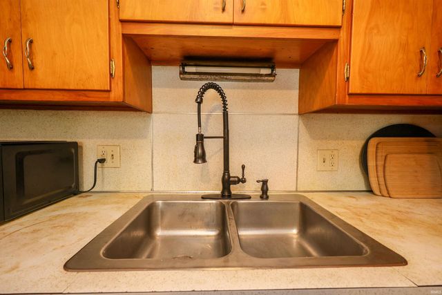 4625 Wellington Drive, Fort Wayne, IN 46806
