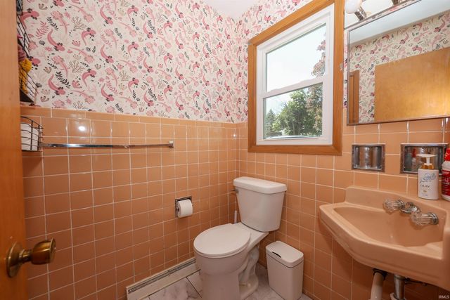 4625 Wellington Drive, Fort Wayne, IN 46806