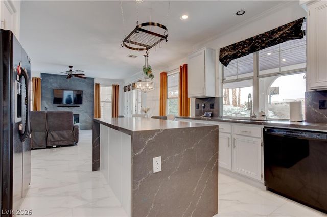 2500 Hacker Drive, Henderson, NV 89074