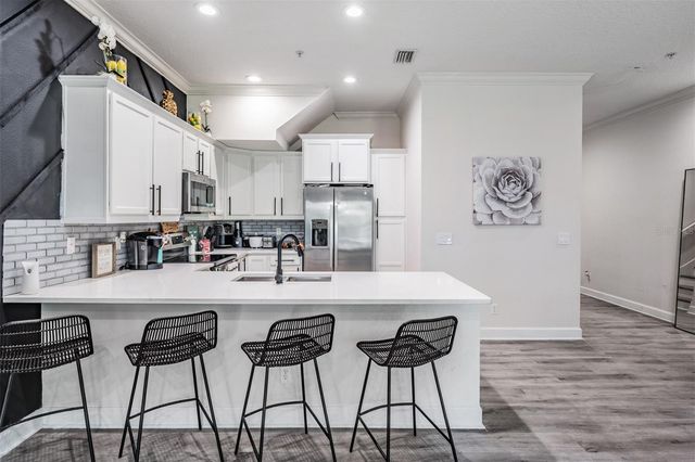 3210 W HORATIO STREET 9, Tampa, FL 33609