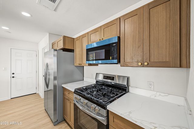1717 W PIMA Street, Phoenix, AZ 85007