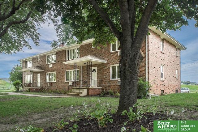 3758 S 82nd Street, Omaha, NE 68124