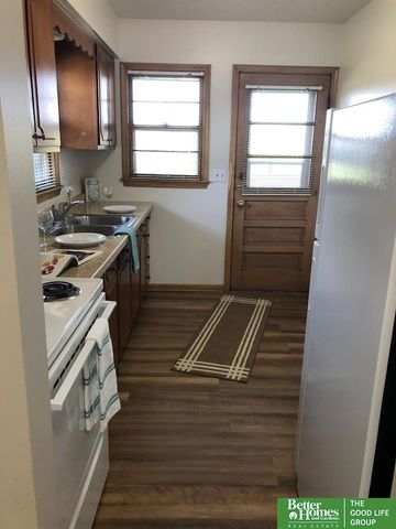 3758 S 82nd Street, Omaha, NE 68124