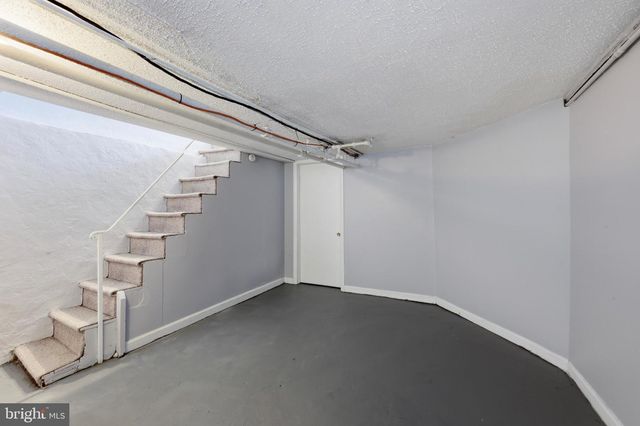 1105 WILSON DR, Havertown, PA 19083