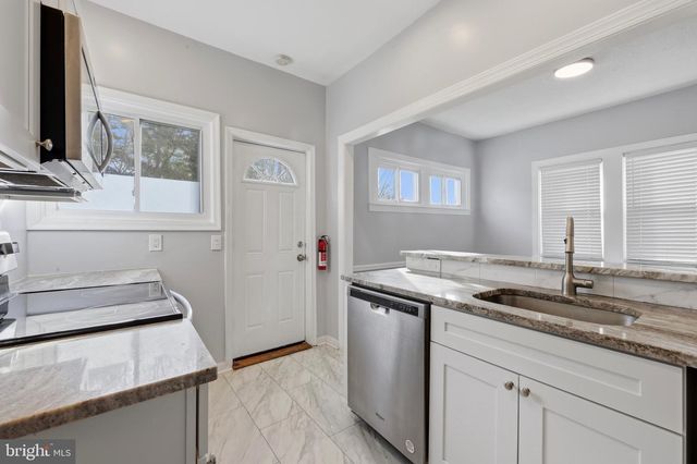 1105 WILSON DR, Havertown, PA 19083