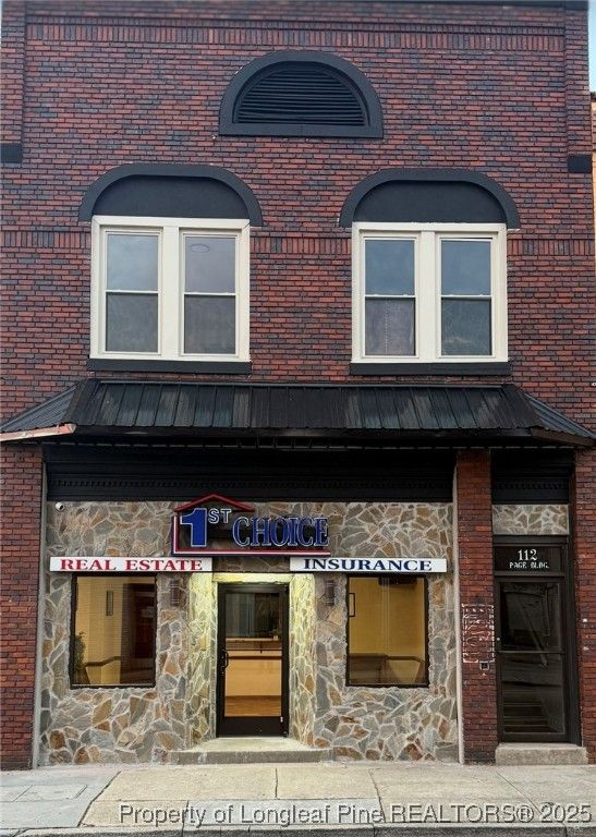 112 W Fifth Street W, Lumberton, NC 28358 — exterior