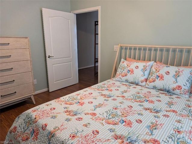 32 Greenwood DR, North Fort Myers, FL 33903
