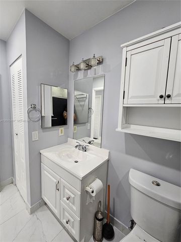 9077 SW 138th Place 9077, Miami, FL 33186