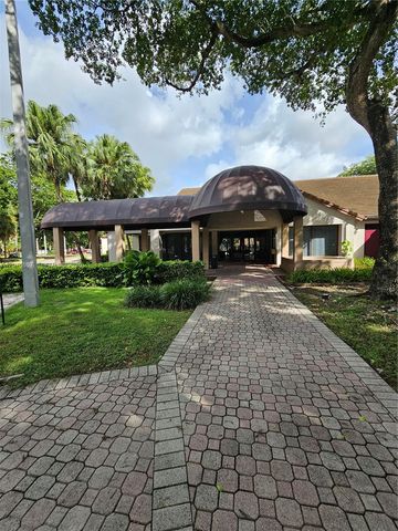 9077 SW 138th Place 9077, Miami, FL 33186