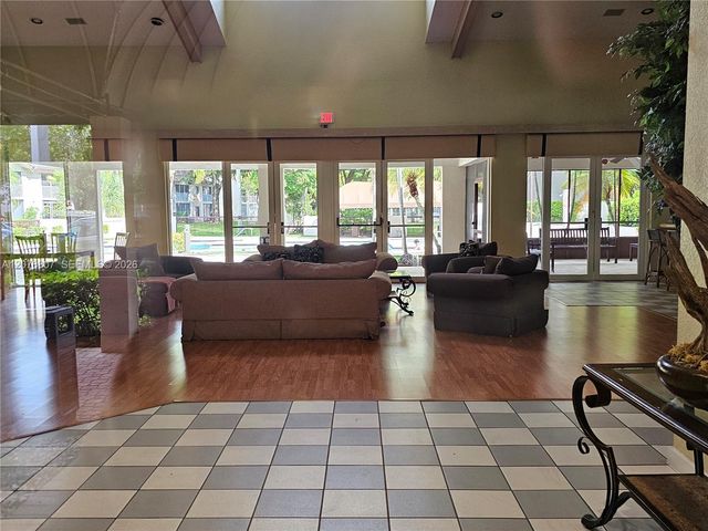 9077 SW 138th Place 9077, Miami, FL 33186