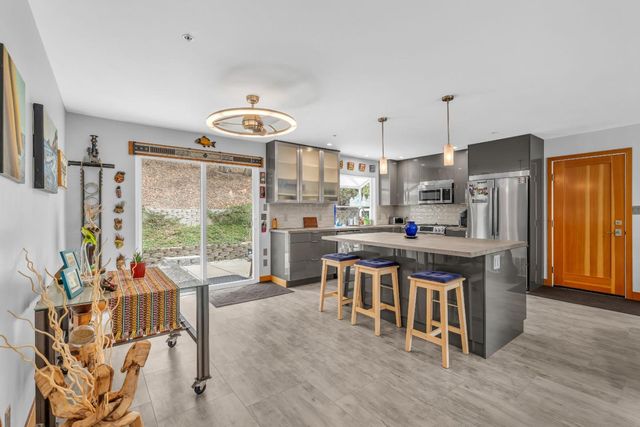 7310 Timeview Way, Salinas, CA 93907