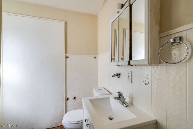 13625 Cranwood Drive, Garfield Heights, OH 44105