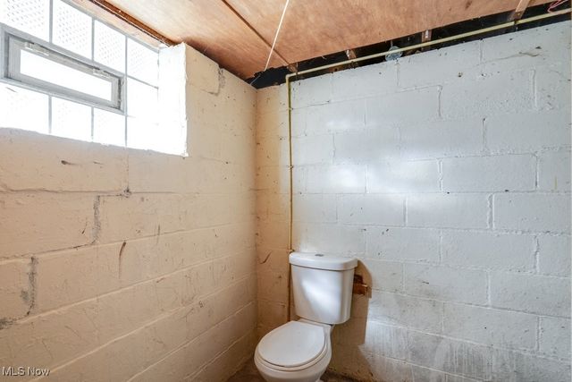 13625 Cranwood Drive, Garfield Heights, OH 44105