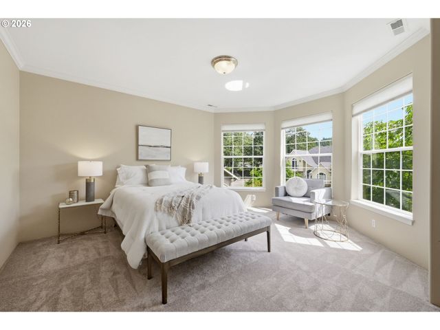 3325 PARK HILLS Dr, Eugene, OR 97405