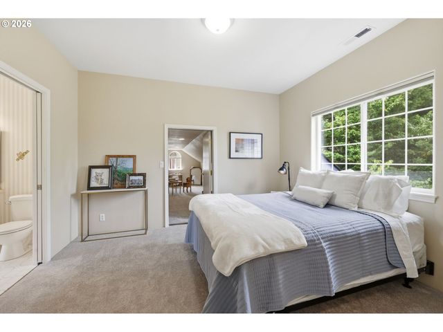 3325 PARK HILLS Dr, Eugene, OR 97405